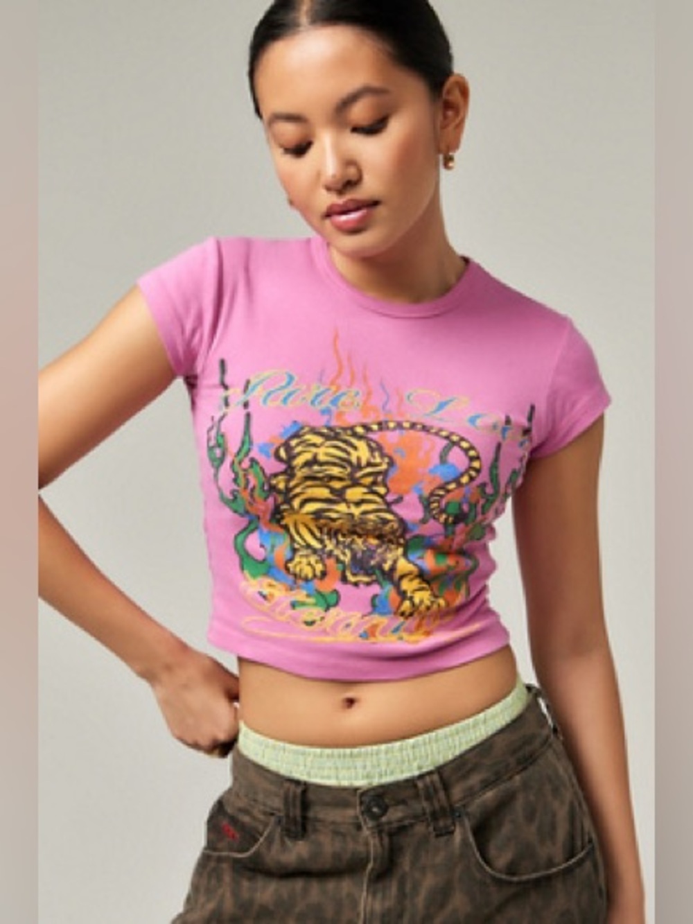 Urban Outfitters Pink Graphic Tiger Crop Baby Tee